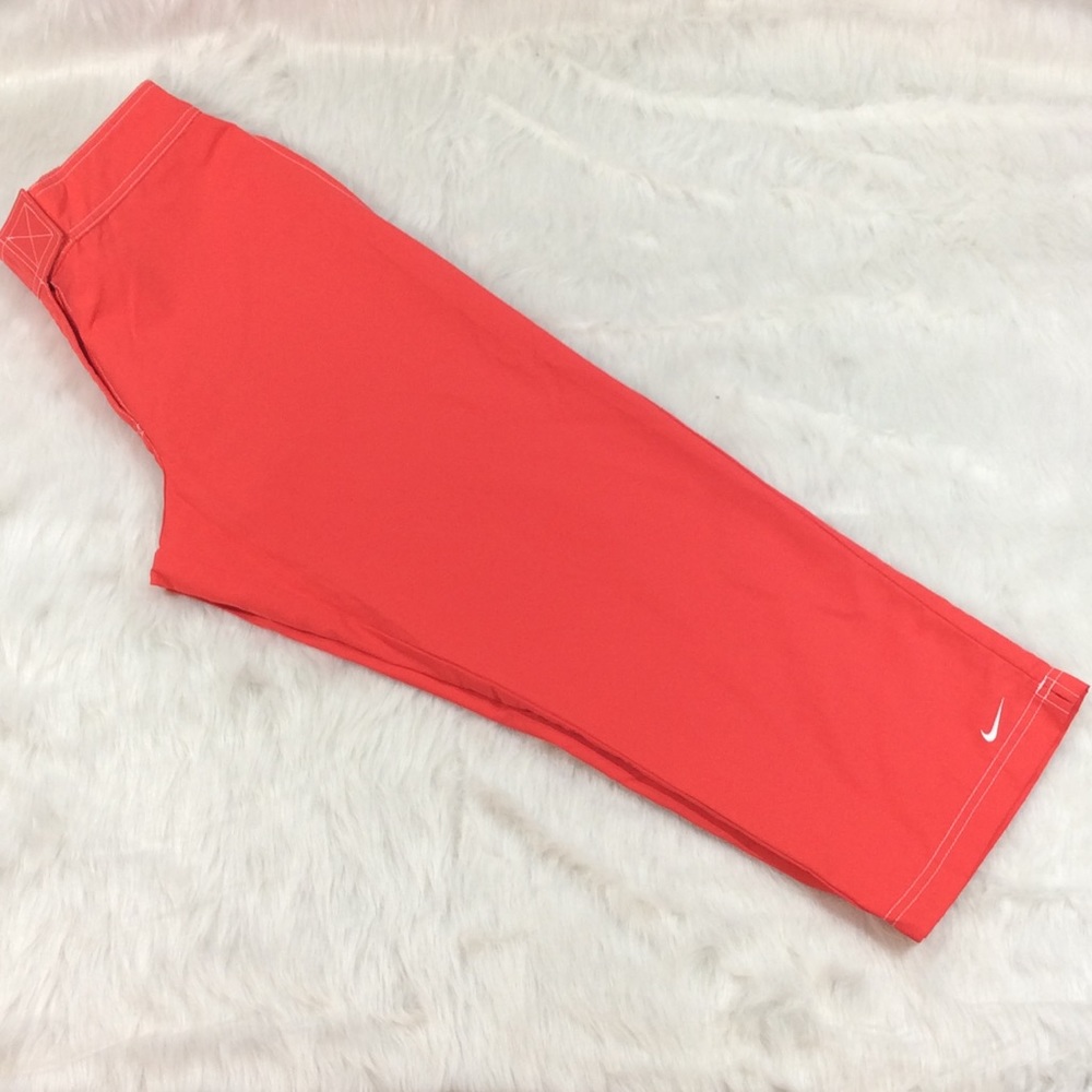 NIke | capris